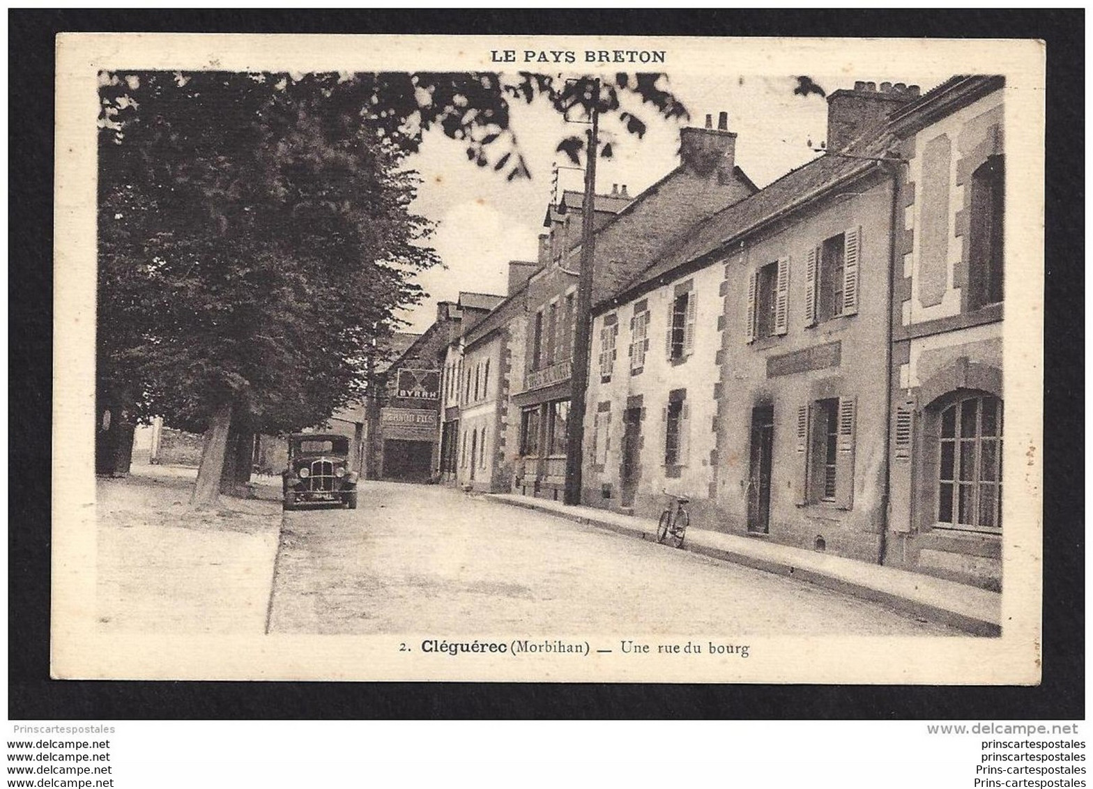 CPA 56 Cleguerec Une Rue Du Bourg - Cleguerec