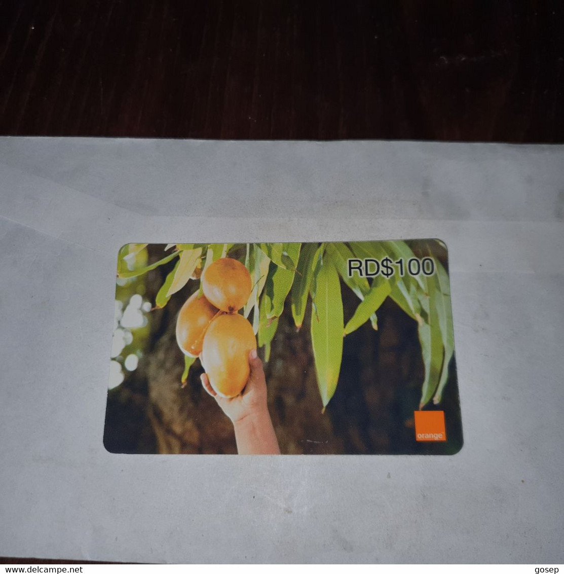 Dominicana-(orange-28rd$100)-(1586-1263-0980-65)-three Mango-(30)-(31.12.2009)-used Card+1card Prepiad Free - Dominicana