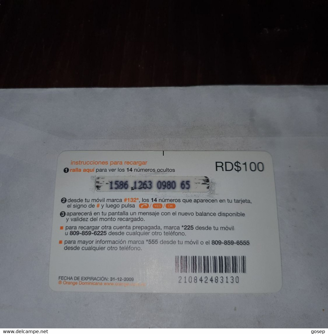 Dominicana-(orange-28rd$100)-(1586-1263-0980-65)-three Mango-(30)-(31.12.2009)-used Card+1card Prepiad Free - Dominicaine