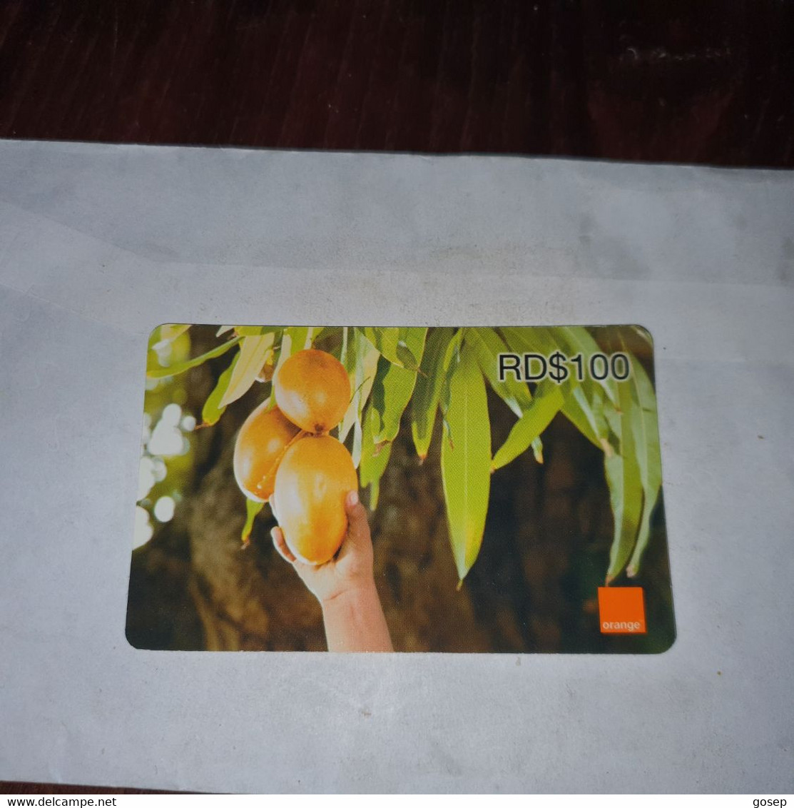 Dominicana-(orange-28rd$100)-(1581-5764-9681-15)-three Mango-(31)-(31.12.2009)-used Card+1card Prepiad Free - Dominicana
