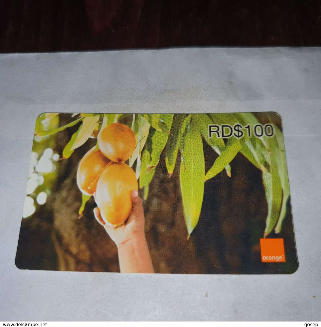 Dominicana-(orange-29rd$100)-(2490-0662-3748-33)-three Mango-(38)-(31.12.2010)-used Card+1card Prepiad Free - Dominicana