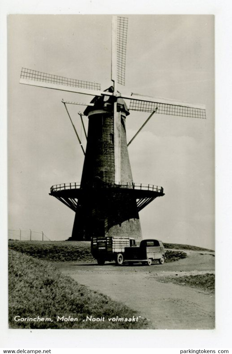 D768 - Gorinchem Molen Nooit Volmaakt - Molen - Moulin - Mill - Mühle - - Gorinchem