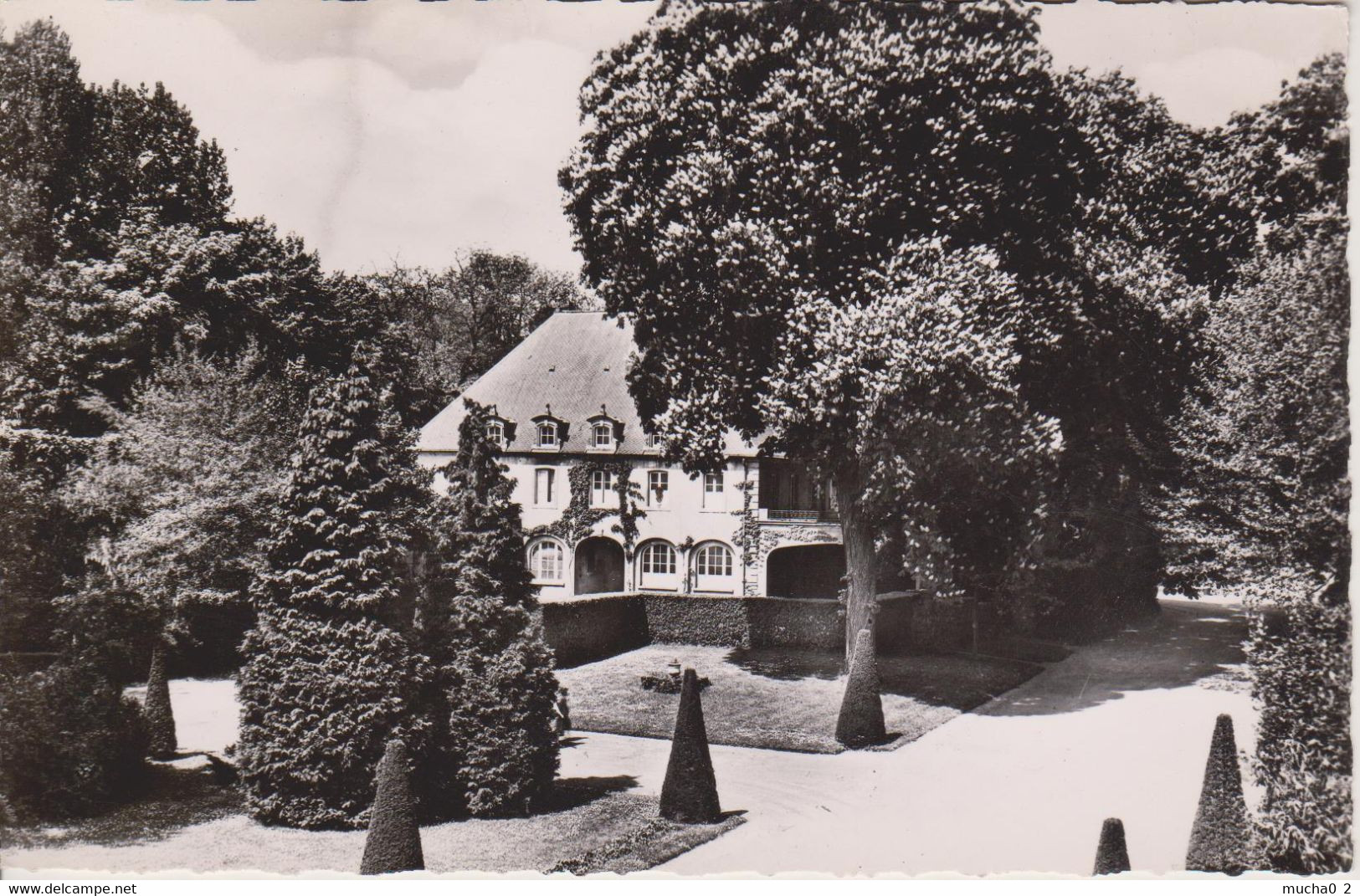 57 - HAYANGE - CHATEAU - ENTREE PAR LA COUR DES COMMUNS - Hayange