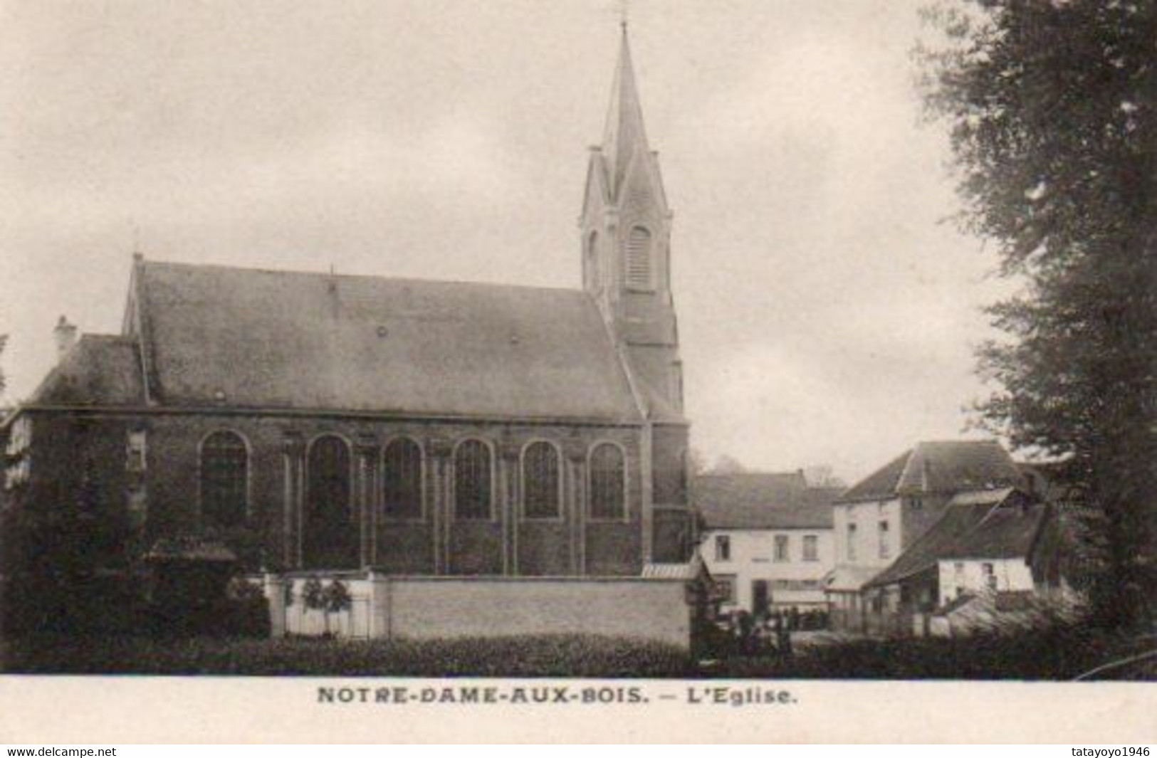 Notre-Dame-Aux-Bois L"église N'a Pas Circulé - Overijse