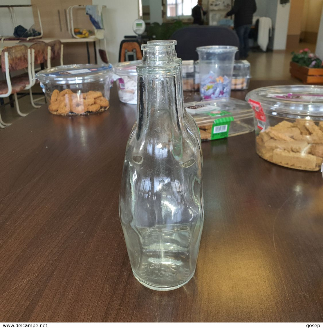 Israel-The Above Bottle-liqueur   The Big Side Is White Liqueur. Left Side Black Brown Empty Bottle - Autres & Non Classés