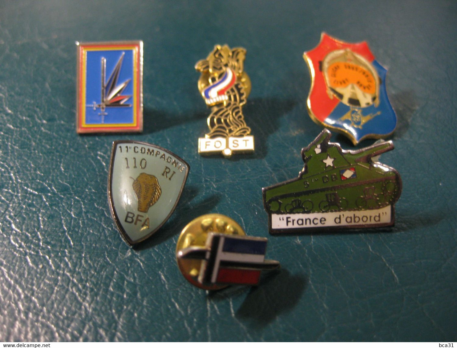 Lot De 6 Pin's Militaires Et Pompiers - Other & Unclassified