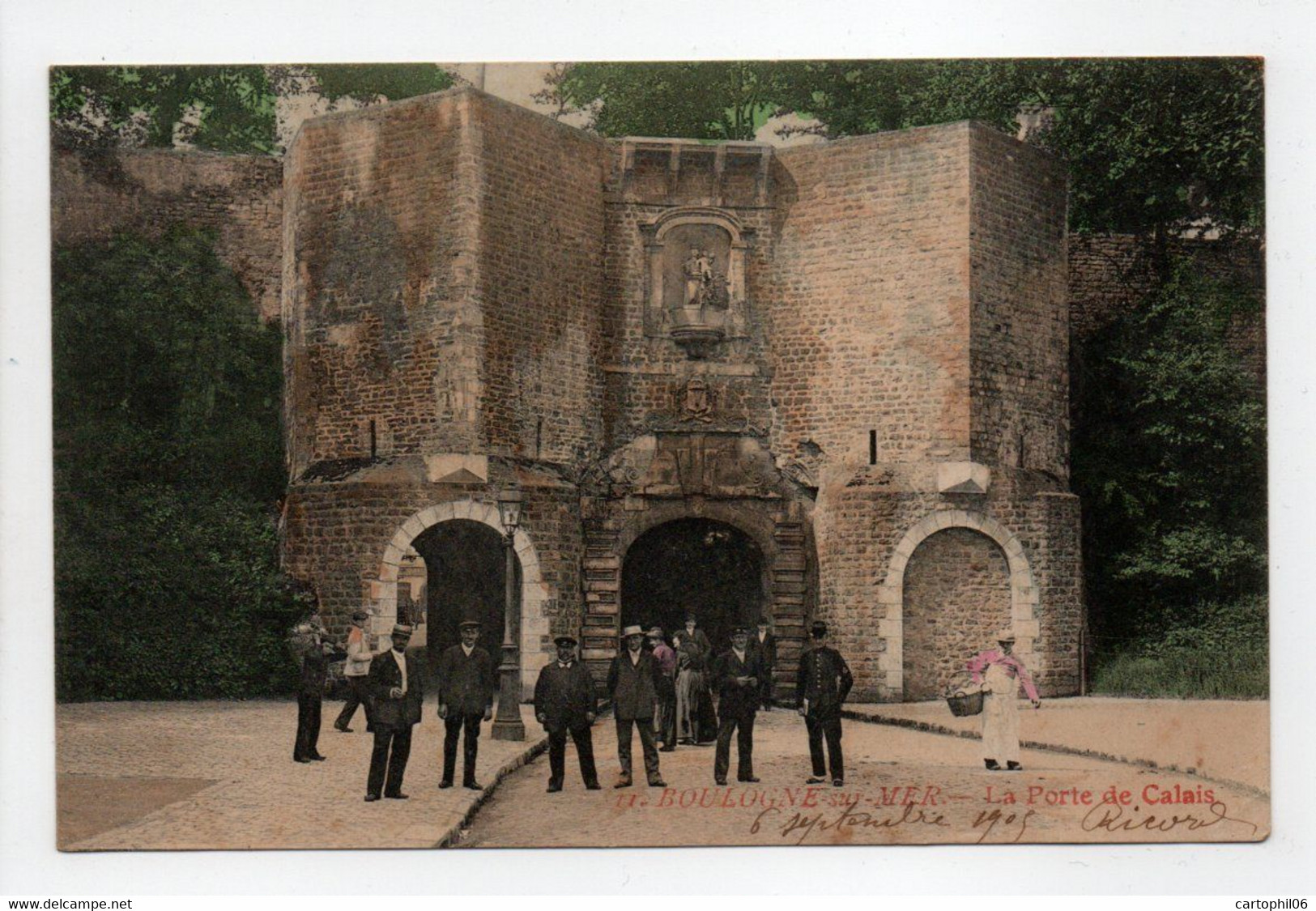 - CPA BOULOGNE-SUR-MER (62) - La Porte De Calais 1905 (belle Animation) - - Boulogne Sur Mer