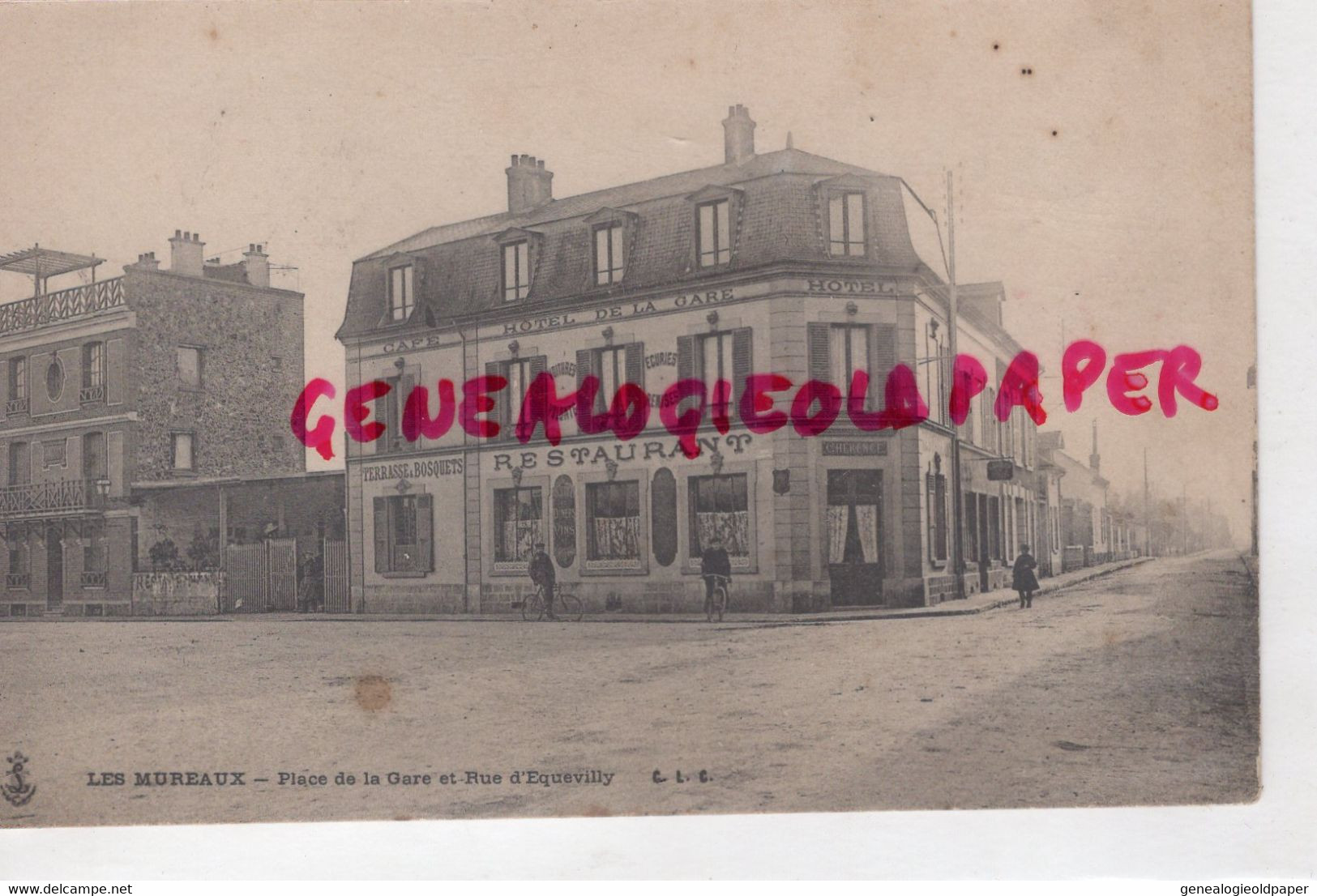 78- LES MUREAUX - PLACE DE LA GARE ET RUE D' EQUEVILLY - RESTAURANT HOTEL DE LA GARE   YVELINES - Les Mureaux