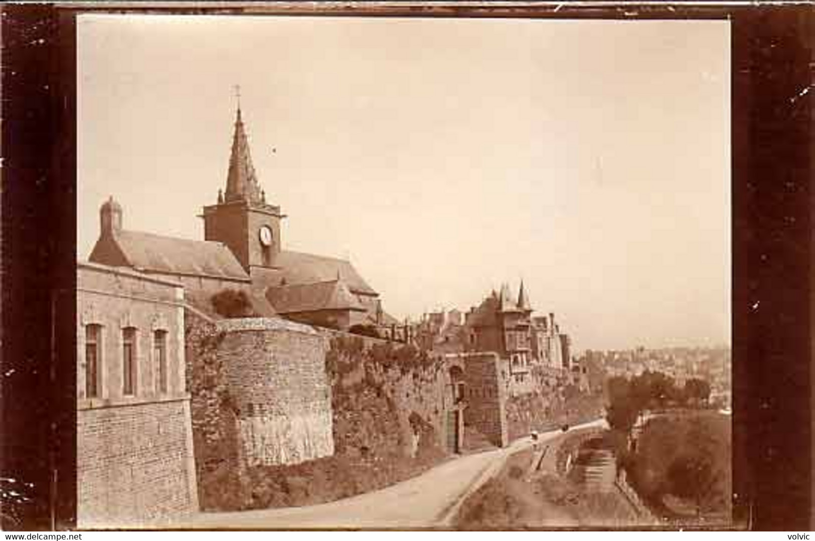 50 - GRANVILLE - Vue Sur L'Eglise Et Les Remparts - Carte Photo Rare - Granville