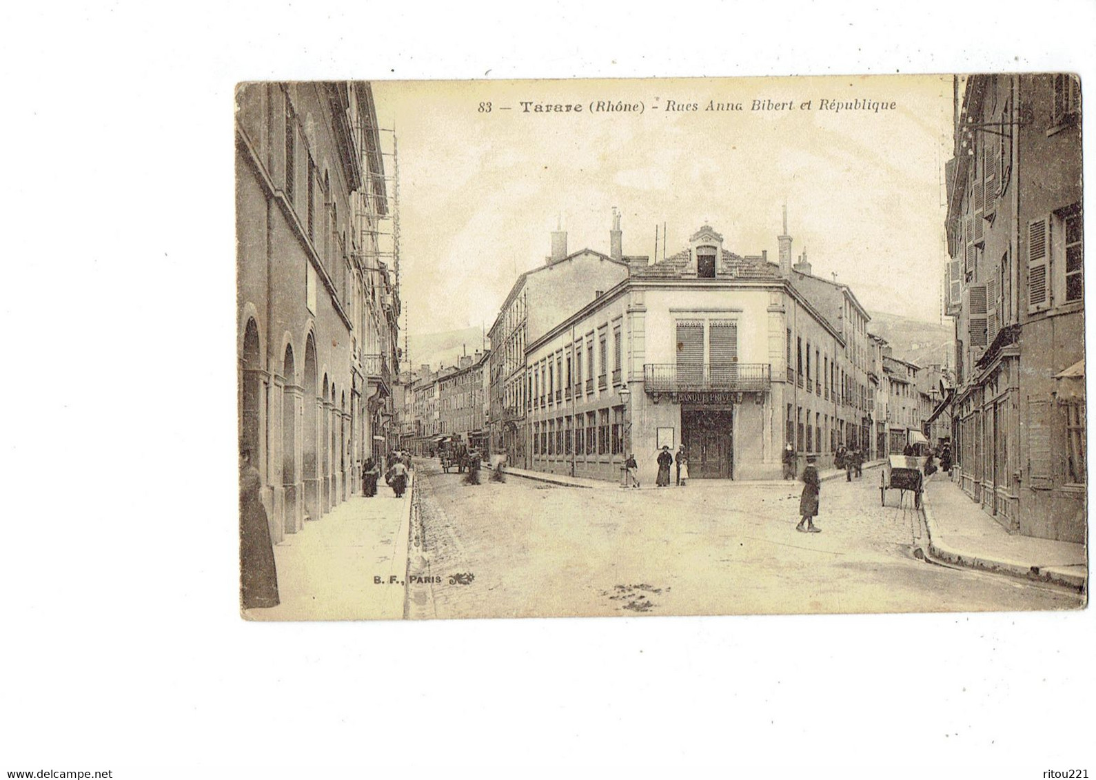 Cpa - 69 - TARARE - Rues Anna Bibert Et République - N°83 B.F. - Animation Banque Privée - - Vaux-en-Velin