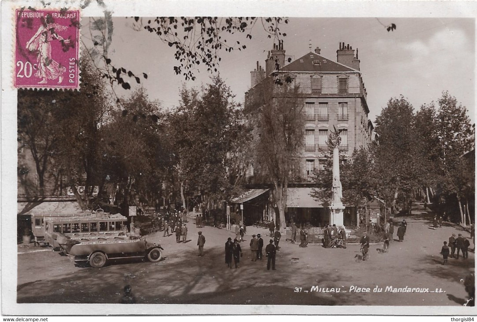$ CARTE GLACEE $ 12 - MILLAU Place Du Mandaroux Animée écrite Timbrée - Millau