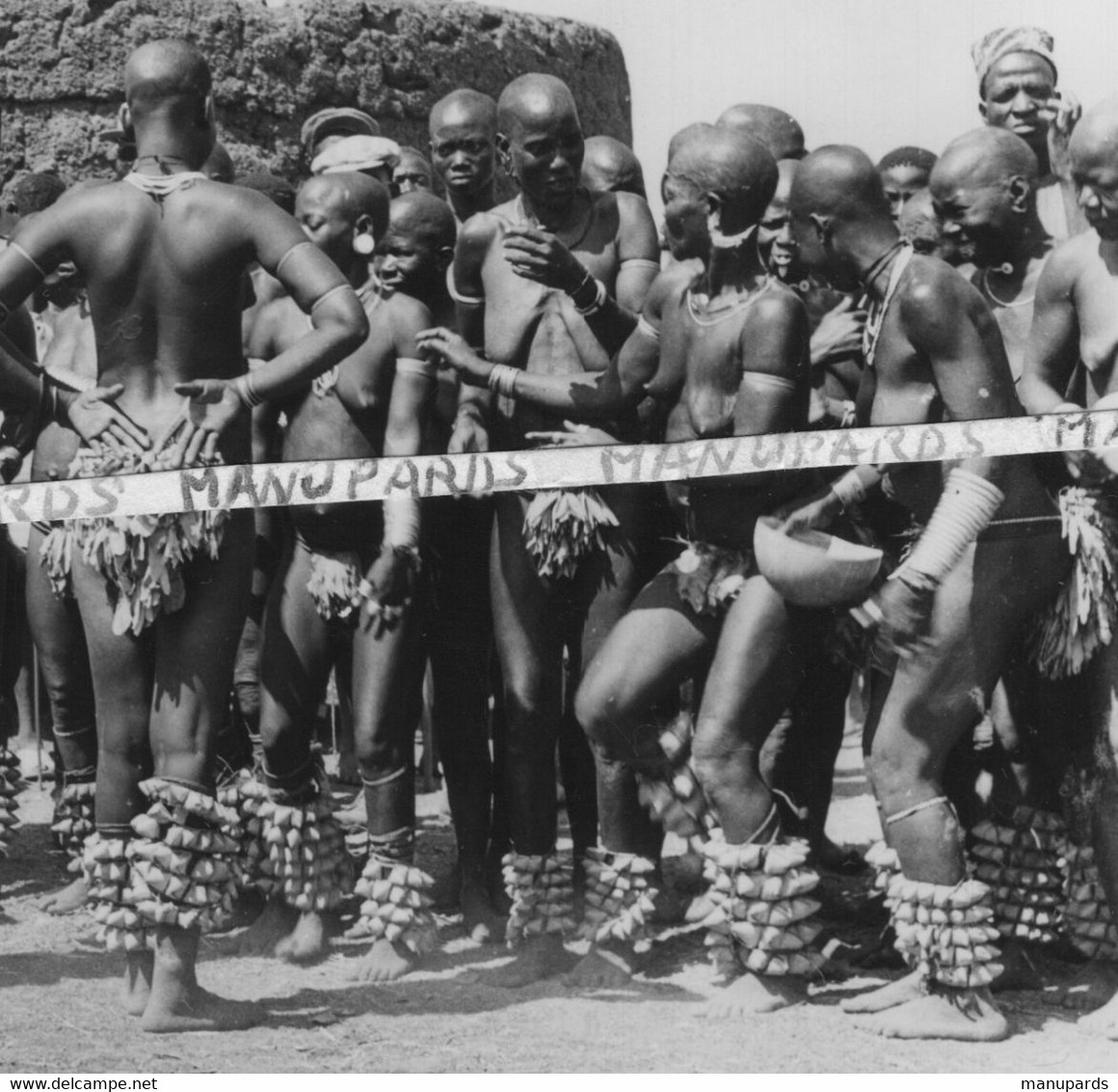 BENIN - DAHOMEY / PHOTO / 1957 / REGION DE NATITINGOU / DANSE / FEMMES / SOMBAS ??? SCARIFICATION / NU / NUS / FEMME NUE