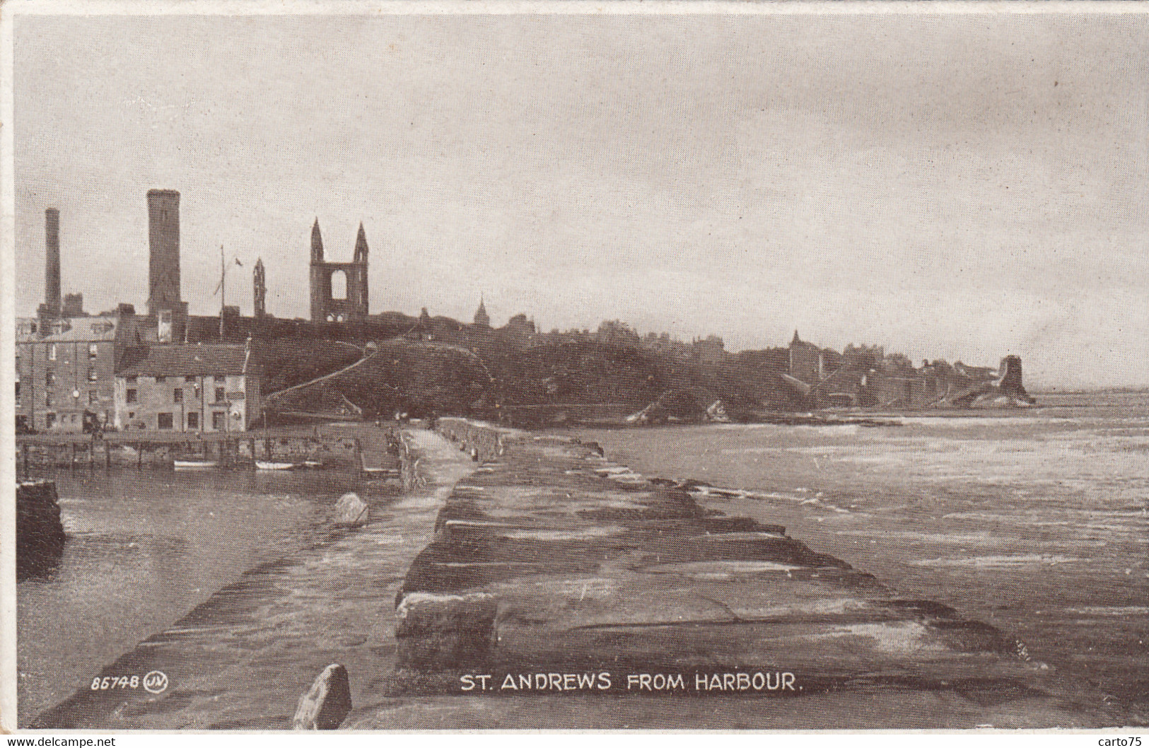 Royaume-Uni - Scotland - Saint Andrews - View From Harbour - Fife