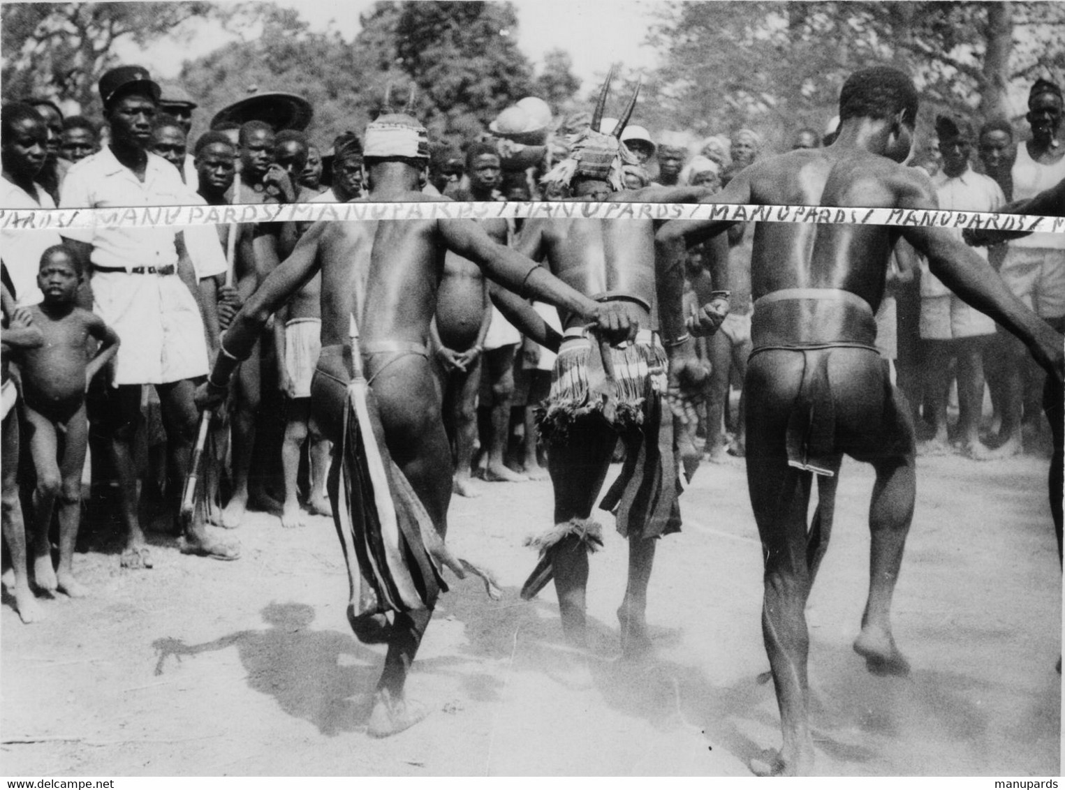 BENIN - DAHOMEY / PHOTO / 1957 / REGION DE NATITINGOU / DANSE / SOMBAS ??? - Dahomey