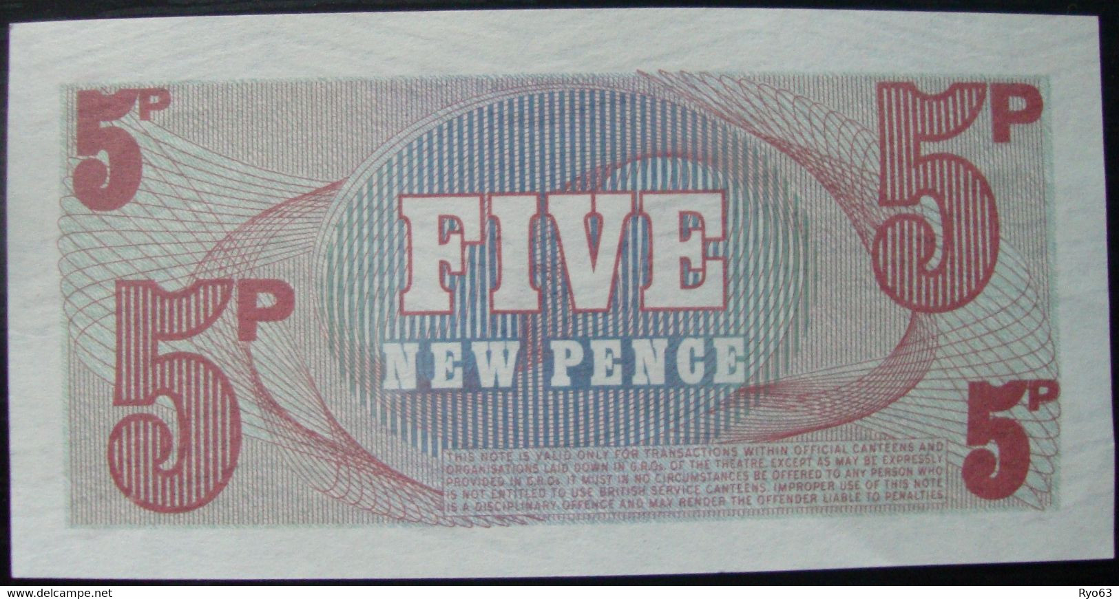 Billet Five New Pence British Armed Forces - Fuerzas Armadas Británicas & Recibos Especiales