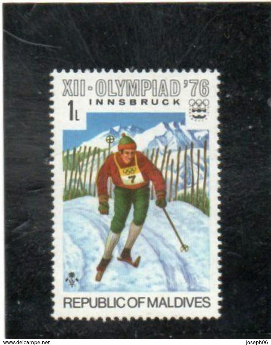 MALDIVES    1976  Y.T. N° 584 à 591  Incomplet  NEUF**  584 - Maldives (1965-...)