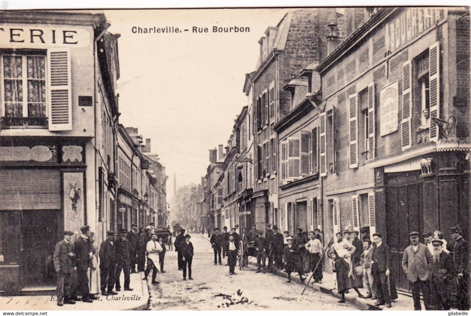 08 - Ardennes -  CHARLEVILLE Rue Bourbon - Charleville