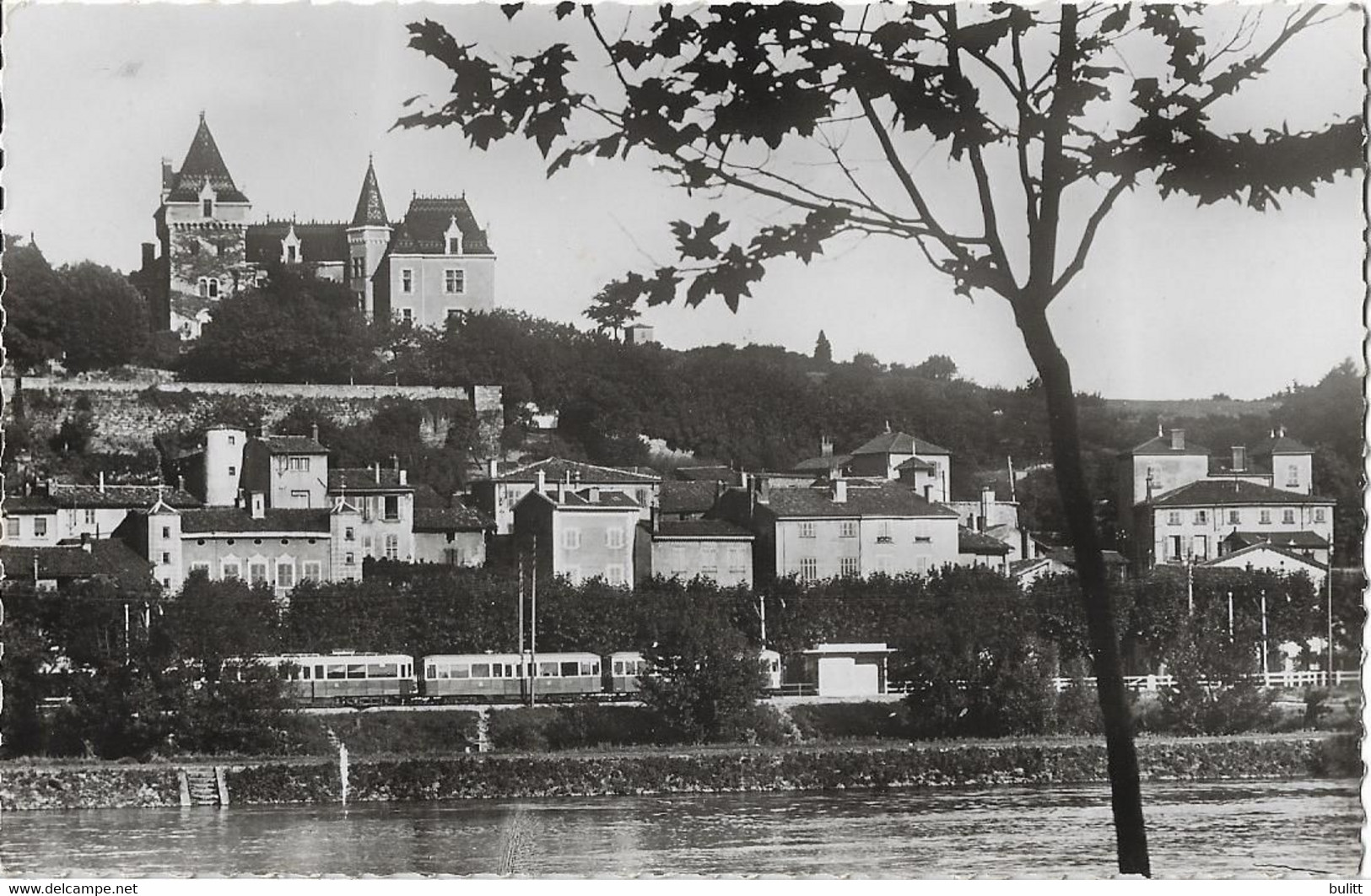 ROCHETAILLEE - Le Village Et Le Château - Avec Train - Sonstige & Ohne Zuordnung