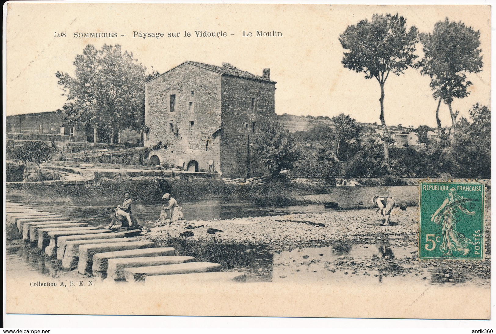 CPA 30 SOMMIERES Paysage Sur Le Vidourle Le Moulin Avec Lavandières - Sommières