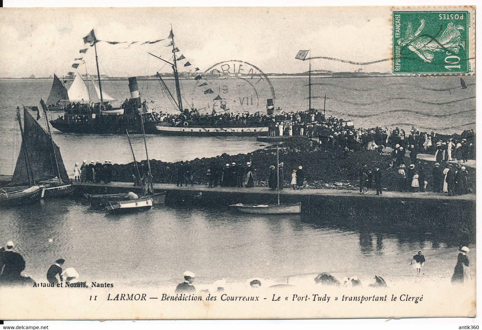 CPA 56 LARMOR Bénédiction Des Courreaux Le Port Tudy Transportant Le Clergé - Larmor-Plage