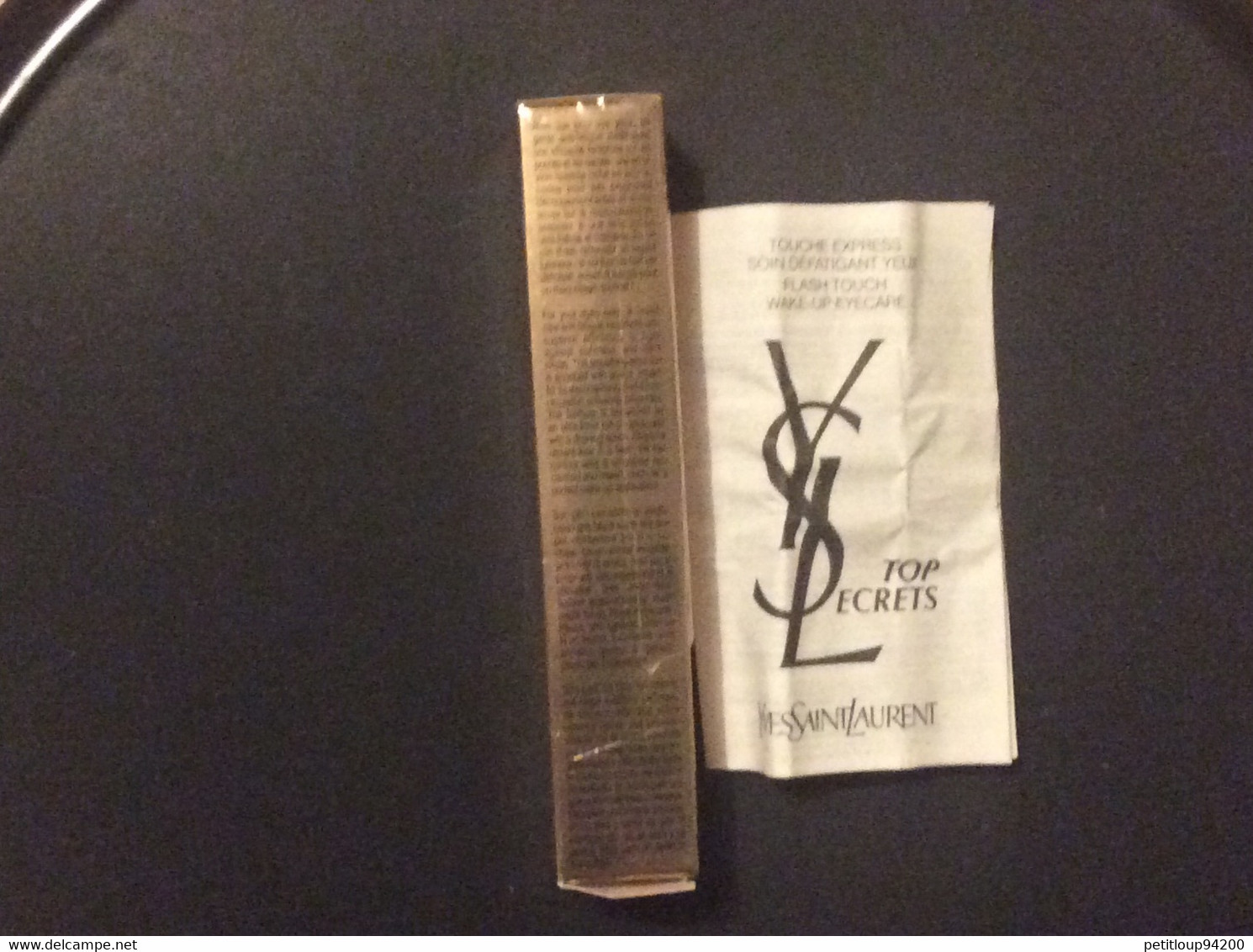 STYLO À BILLE  YVES SAINT-LAURENT Top Secret *TOUCHE EXPRESS-SOIN DEFATIGANT YEUX *FLASH TOUCH WAKE-UP EYCARE - Produits De Beauté