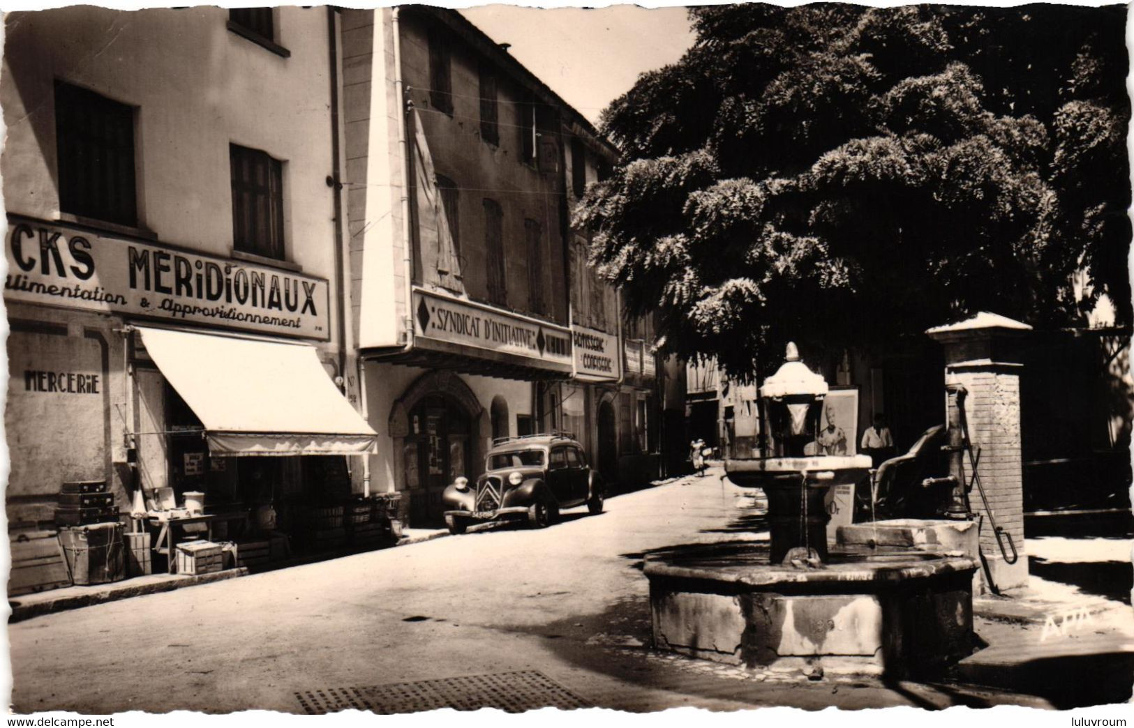 66 - Thuir - Place De La Mairie - Citroën Traction - Autres & Non Classés