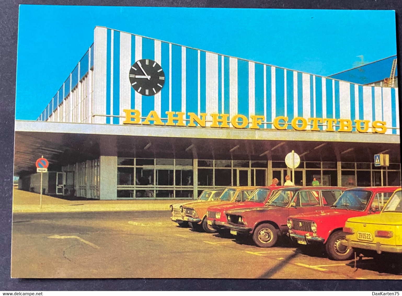 Bahnhof Cottbus 1980/ Oldtimer Autos - Cottbus