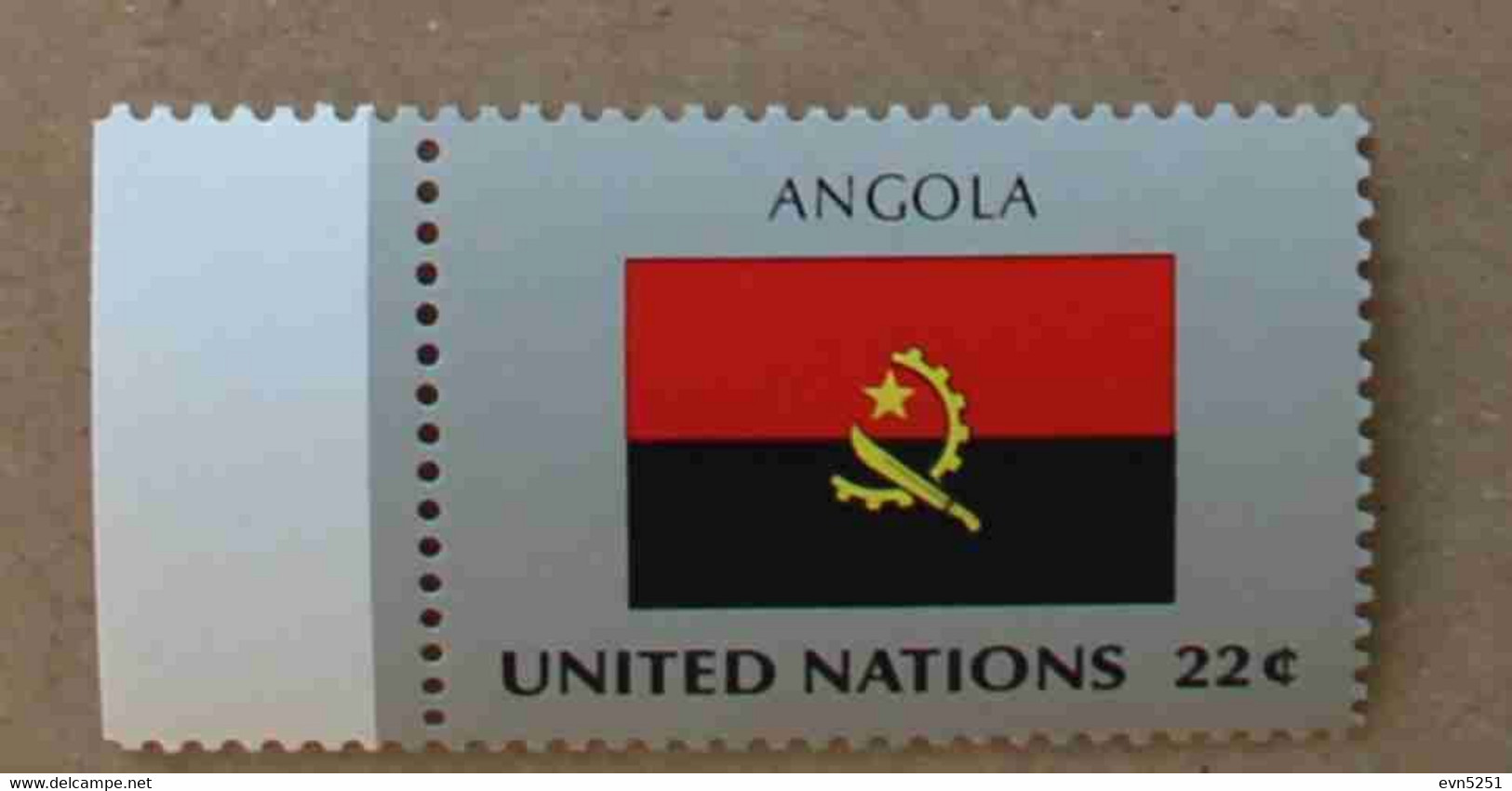 Ny86-01 : Nations-Unies (N-Y) / Drapeau Des Etats Membres De L'ONU - Angola - Nuevos