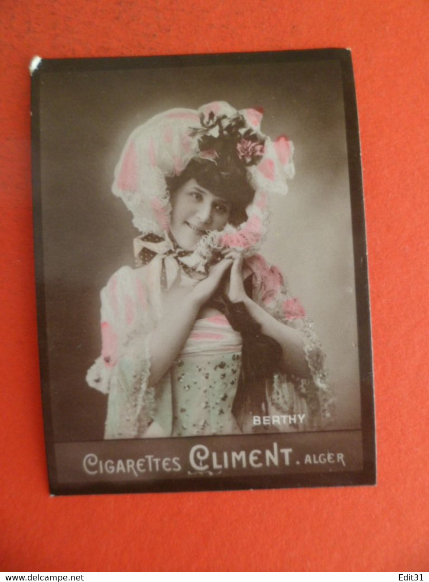 Photo CHROMO EROTIQUE FEMME Tabac Cigares Cigarettes CLIMENT ALGER Algerie 1905 - BERTHY - Climent