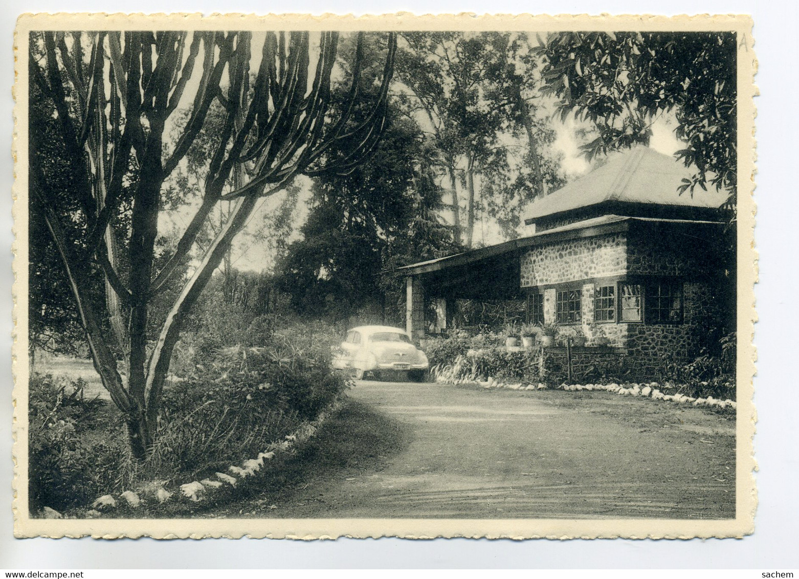 RUANDA GISENYI Kisenyi  No 59  Automobile Cour Bugoye Guet House  Photo J V Leroy    D09  2017 - Ruanda- Urundi