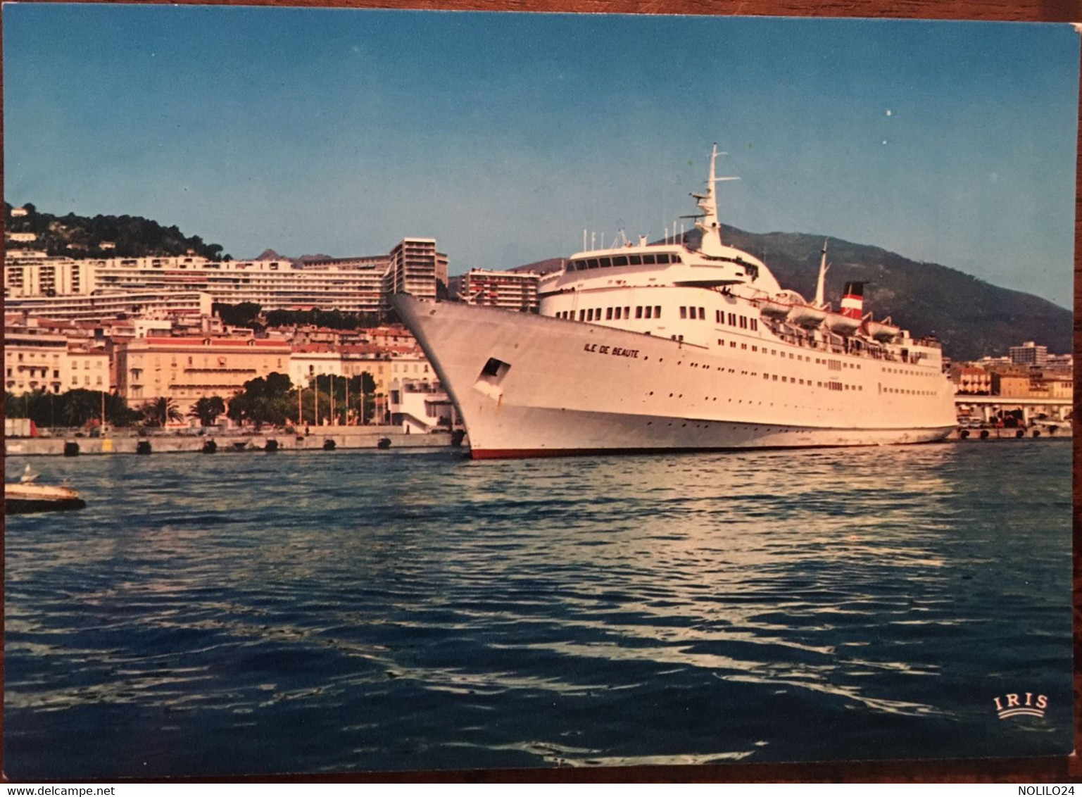 Cpm, Charmes Et Couleurs De La Corse, Ajaccio,  Bâteau " L'Île De Beauté" Dans Le Port, éd IRIS,la Cigogne - Ajaccio