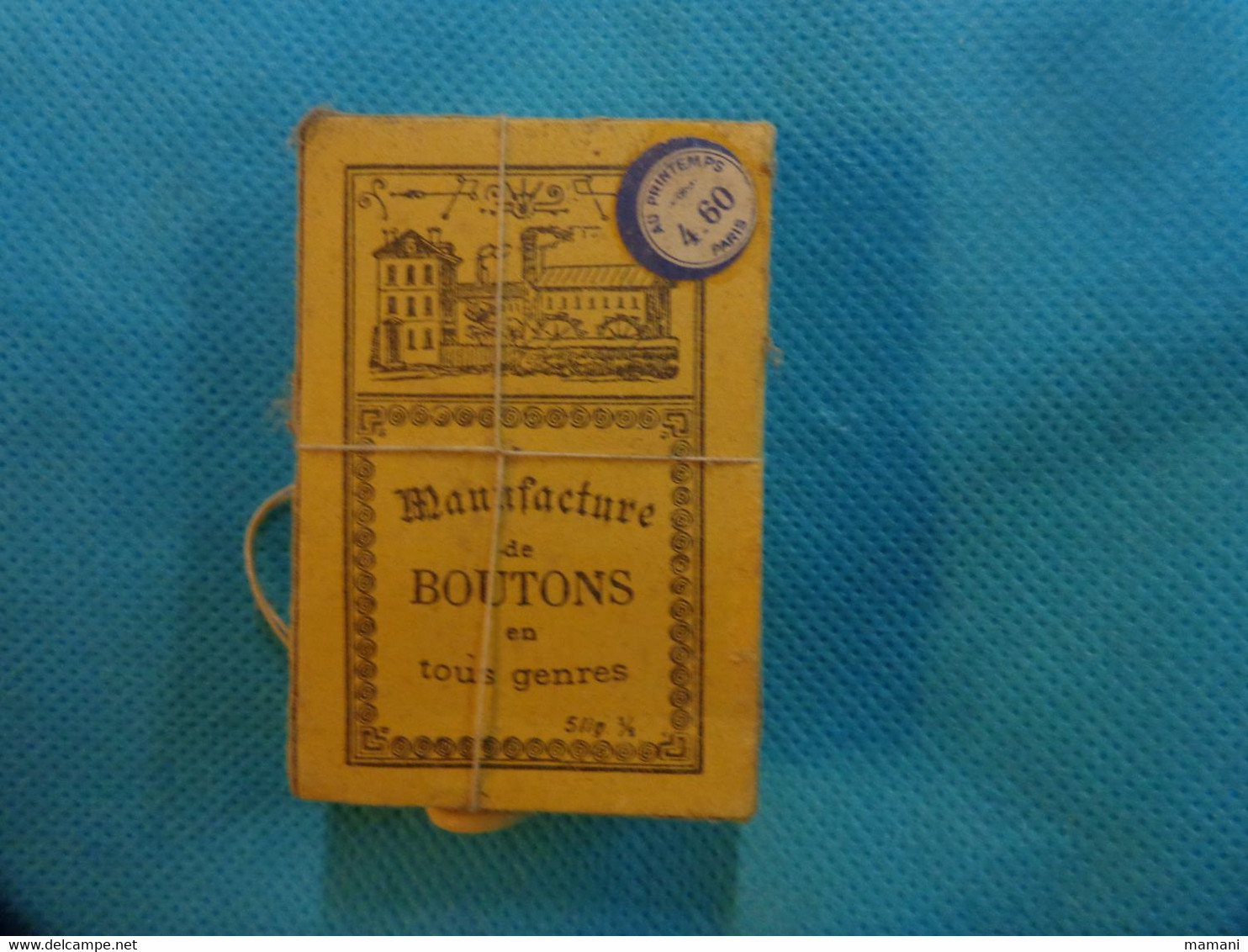 Boite PETITE 4.5cm X 7 Cm  Non Ouverte De  Boutons AU PRINTEMPS Mercerie - Boutons