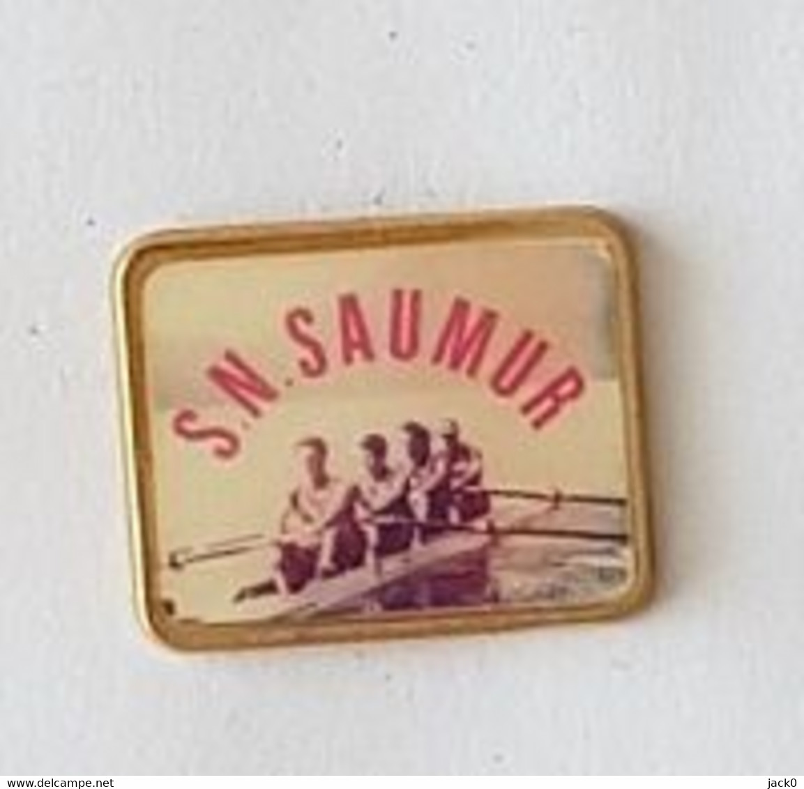 Pin's  Ville, Sport  AVIRON  S.N.  SAUMUR  ( 49 ) - Rowing