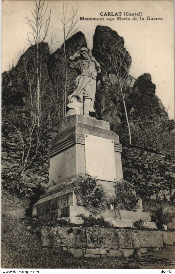 CPA Carlat Monument Aux Morts De La Guerre FRANCE (1054701) - Carlat