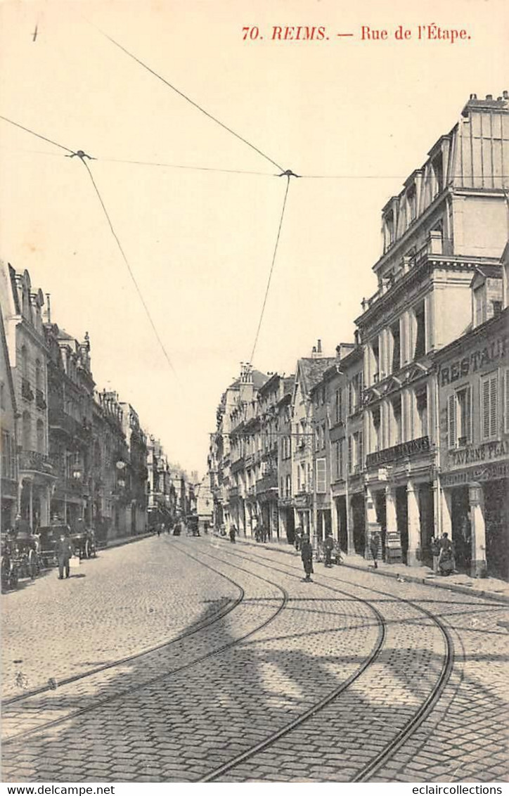 Reims          51         Lot de 30  cartes.  Rues. Commerces. Marchés        (voir scan)