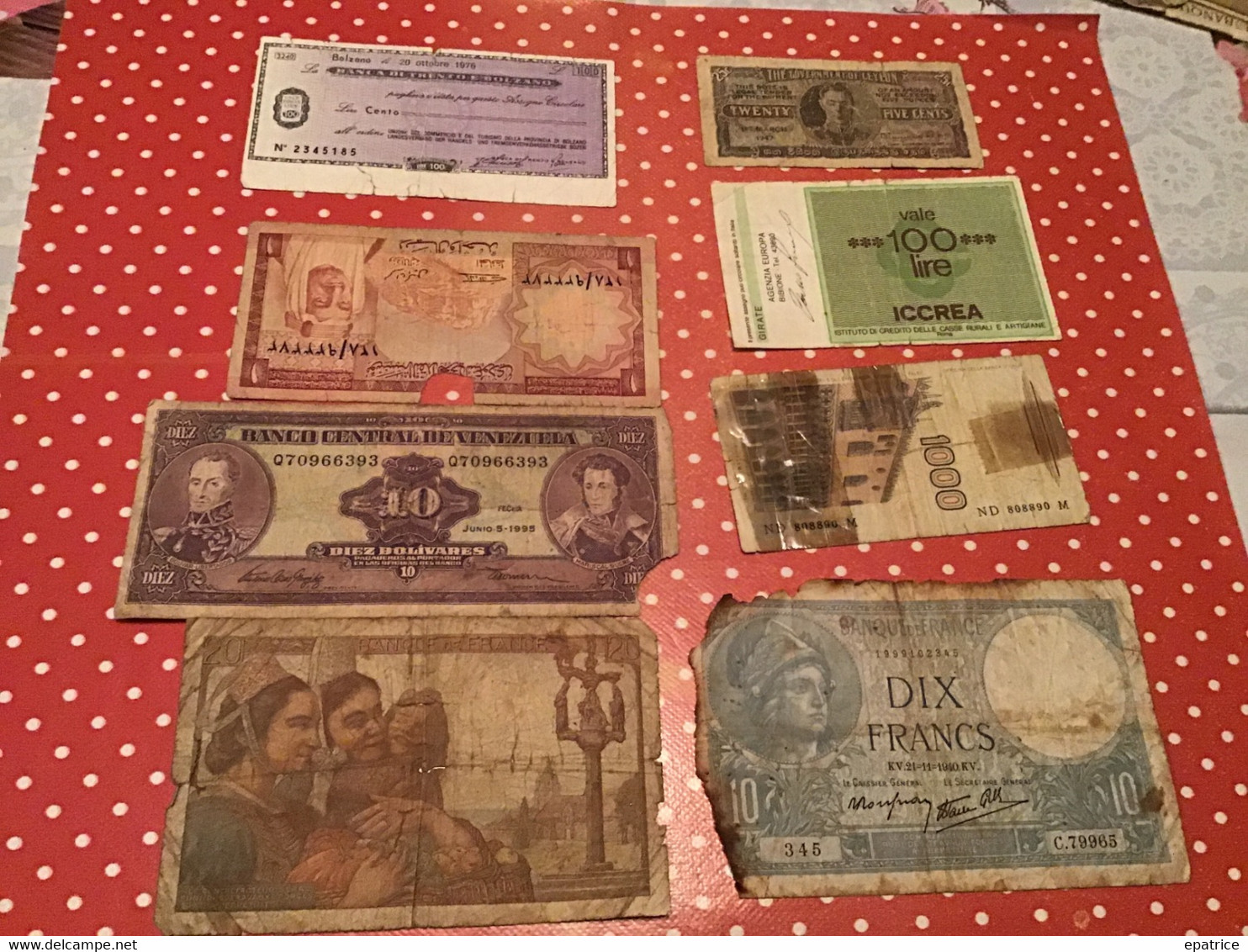 Lot De 36 Billets Voir Le Scan Pour Voir L’état Des Billets - Lots & Kiloware - Banknotes