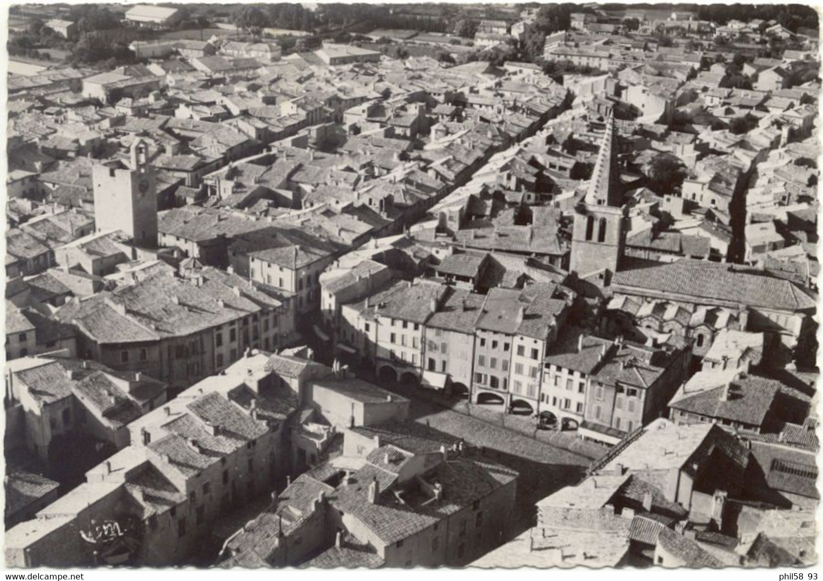 30 – BAGNOLS-SUR-CEZE : Vue Aérienne Du Vieux Bagnols N° 4 A - Bagnols-sur-Cèze