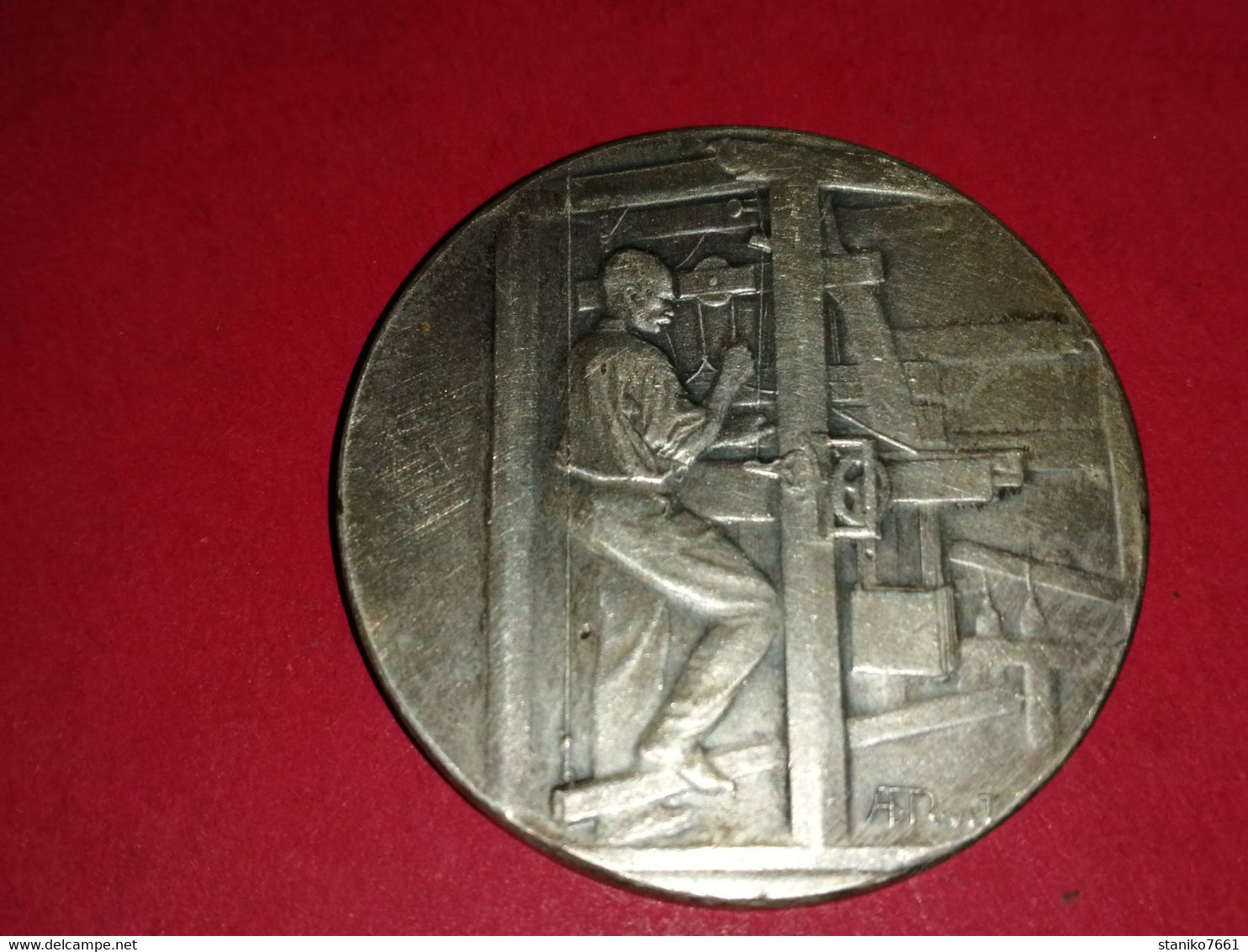 MÉDAILLE Pas ARGENT 18 Gr. 1941 Asso. Des Tissus Et Textiles Graveur à Identifier 35mm - Professionali / Di Società