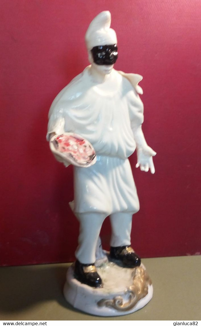 Statuetta Di Pulcinella In Porcellana 23,0 X 8,0 Cm 2020 (H40) Come Da Foto - Altri & Non Classificati