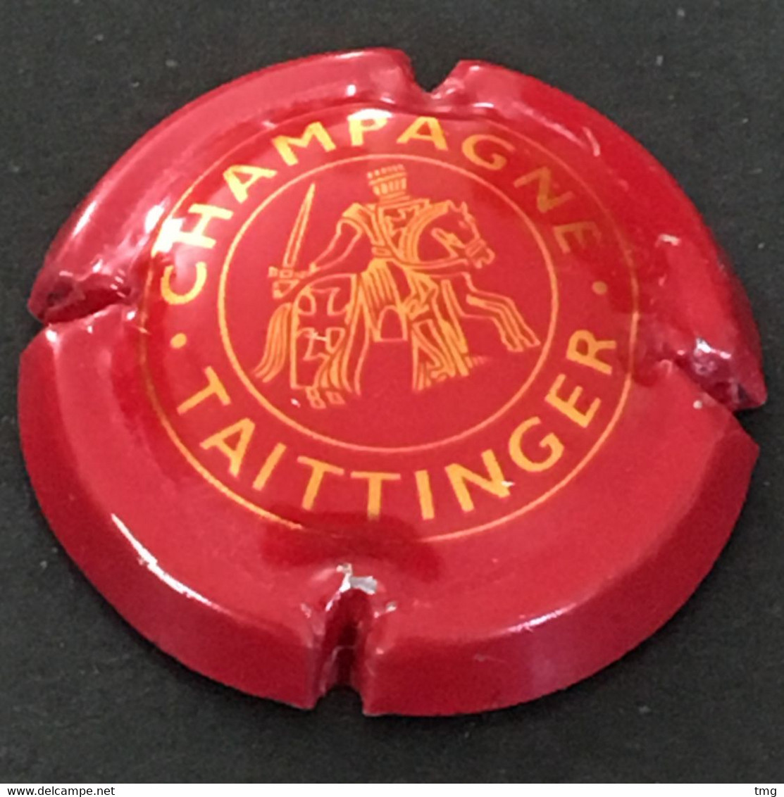 85a - Taittinger, Champagne Bordeaux Et Or Jaune (côte 2 Euros) - Taittinger