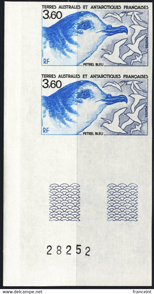 F.S.A.T. (1989) Blue Petrel. Corner Imperforate Pair. Scott No 144, Yvert No 142. - Ongetande, Proeven & Plaatfouten