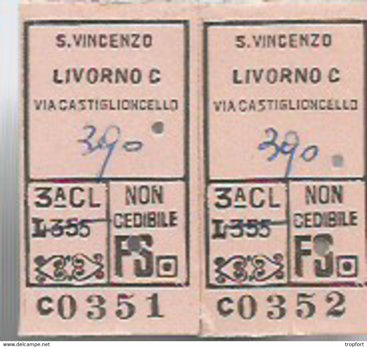 F 15 / Bus Ticket  Biglietto Dell'autobus  Billete  Lot De 2 Tickets BUS LIVORNO Iltalie S.VINCENZO - Non Classificati