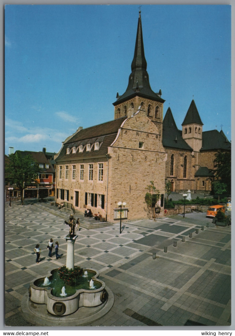 Ratingen - Kirche Sankt Peter Und Paul Bürgerhaus Und Marktplatz - Ratingen