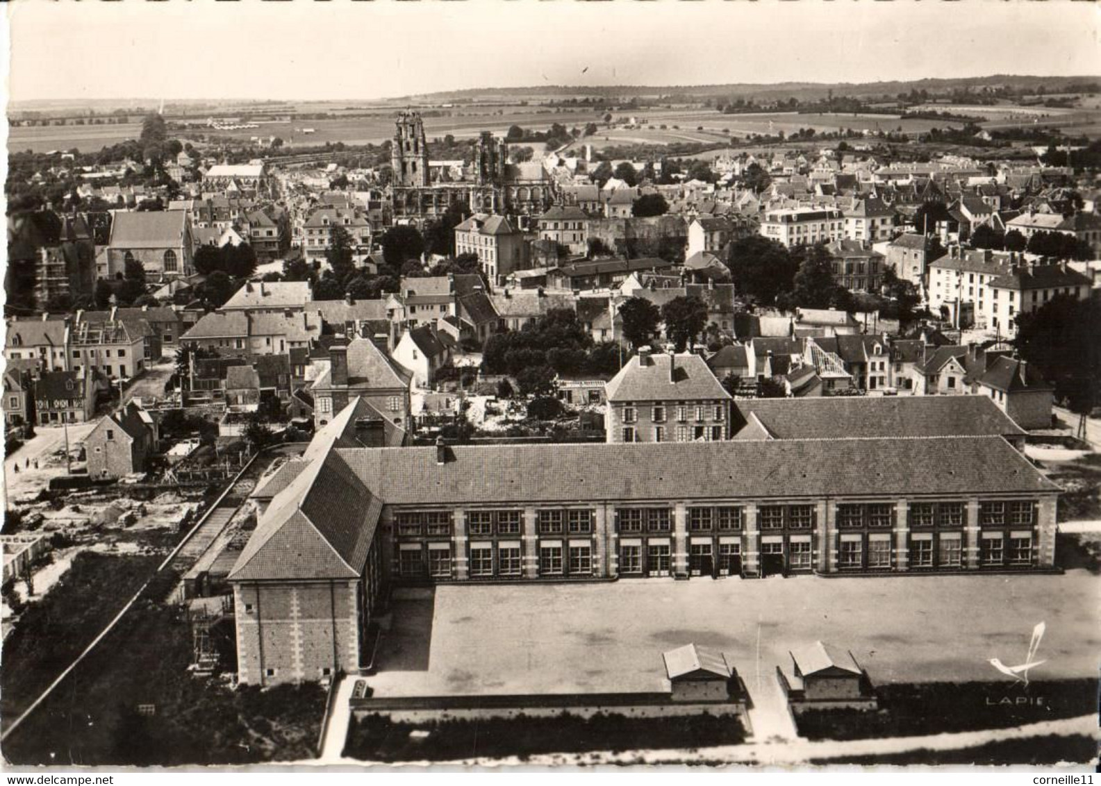 61 - ARGENTAN - L'ÉCOLE DES FILLES - VUE GÉNÉRALE - Argentan