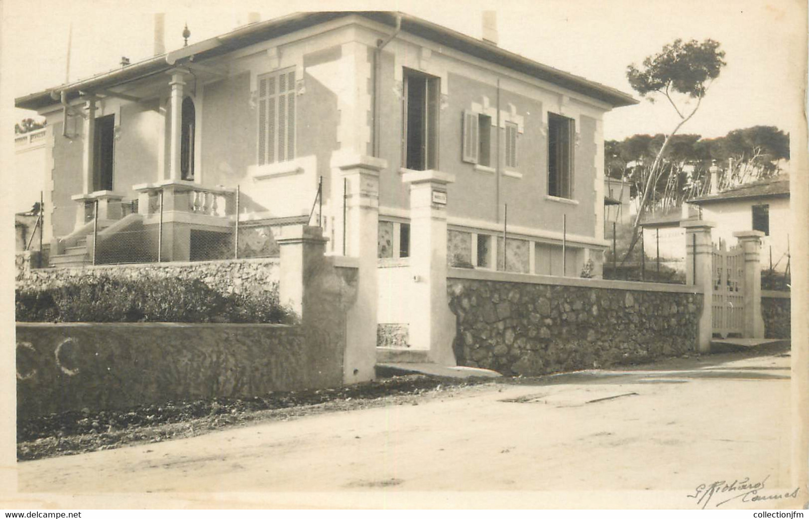 CARTE PHOTO FRANCE 06 "Cannes, Villa Marcelita" - Cannes