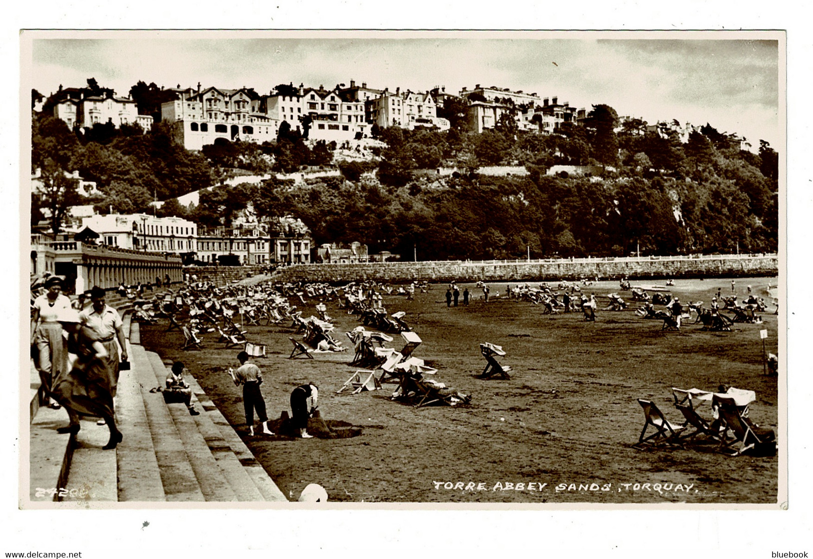 Ref 1473 - Real Photo Postcard - Torre Abbey Sands - Torquay Devon - Torquay