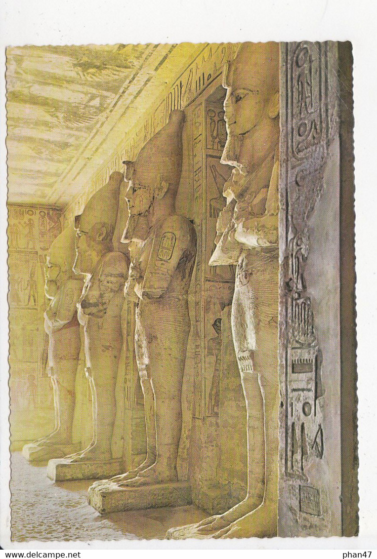 EGYPTE, ABOU-SIMBEL Salle Des Piliers Dans Le Grand Temple, Statues, Ed. Egyptian General Organization Vers 1980 - Tempels Van Aboe Simbel
