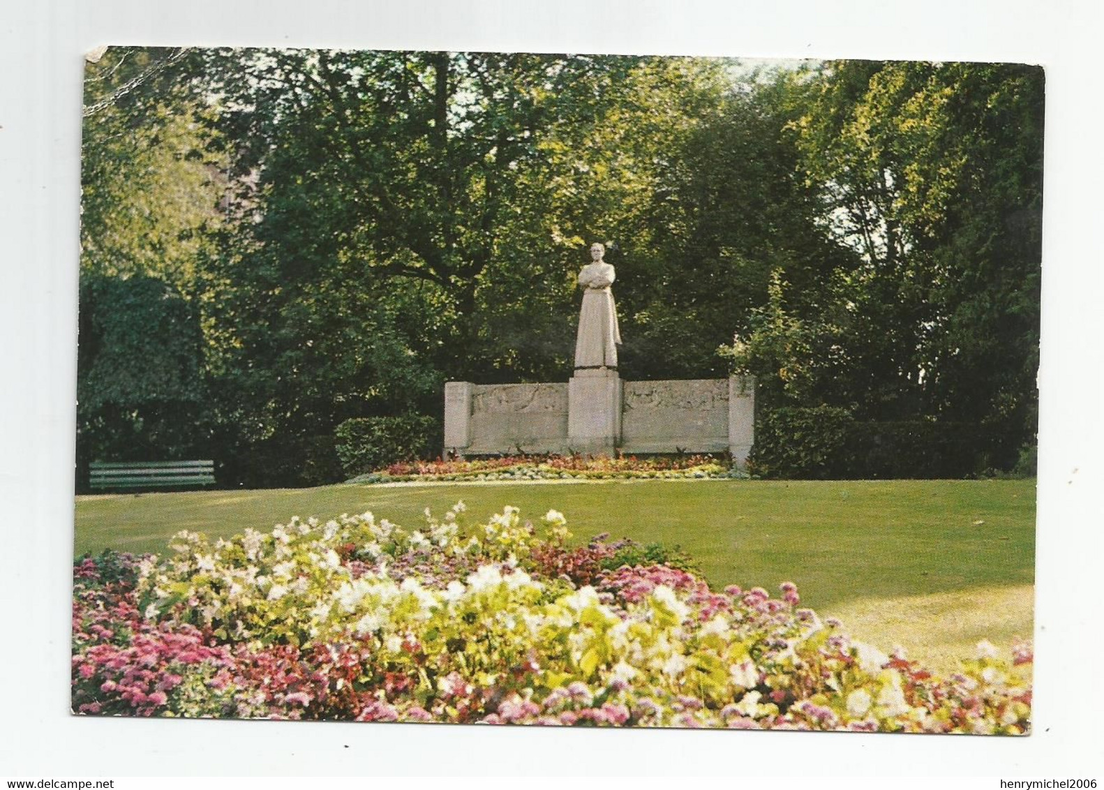 Nord 59 Hazebrouck Le Jardin Public Monument De L'abbé Lemire - Hazebrouck