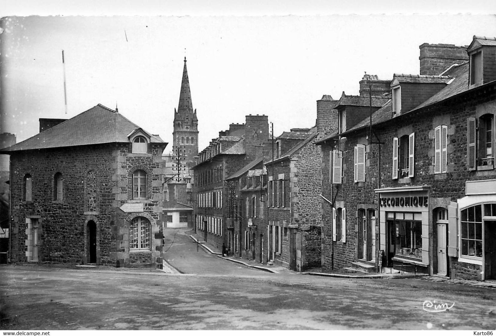 Bécherel * Le Faubourg Berthauld * Quartier Rue * Commerce Magasin L'économique - Bécherel