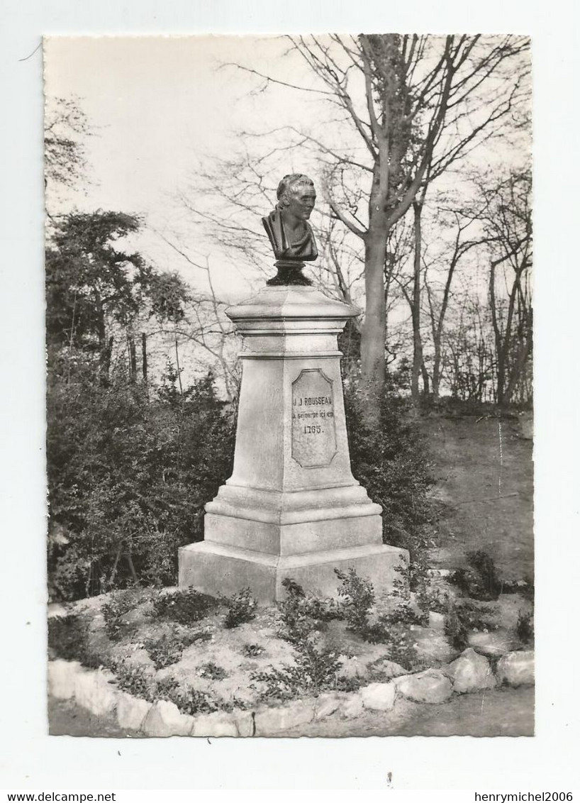 Suisse Berne Ile De St Pierre Statue Rousseau Ed Foto Jeanneret Lyss - Bern